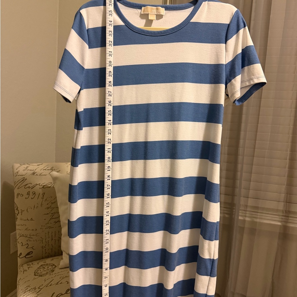Striped Blue & White Short Sleeve Casual Dress - Picture 2 of 6